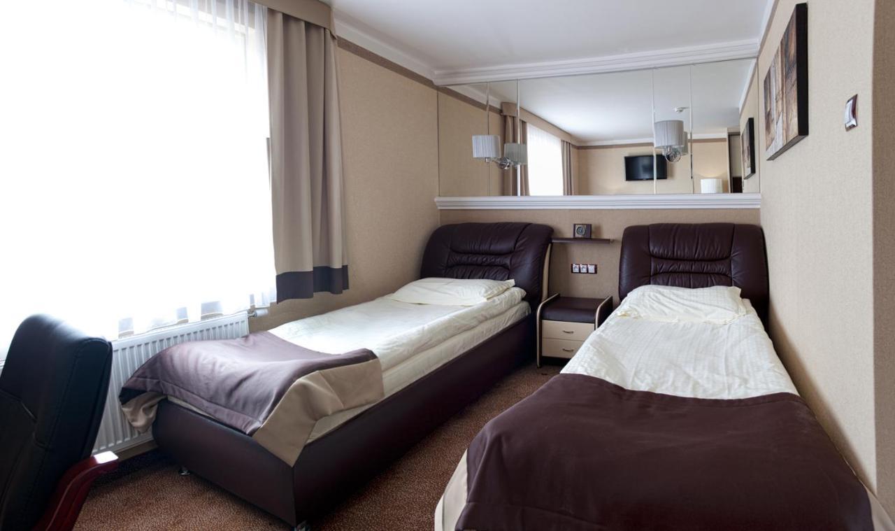 M Hotel 소스노비크 외부 사진