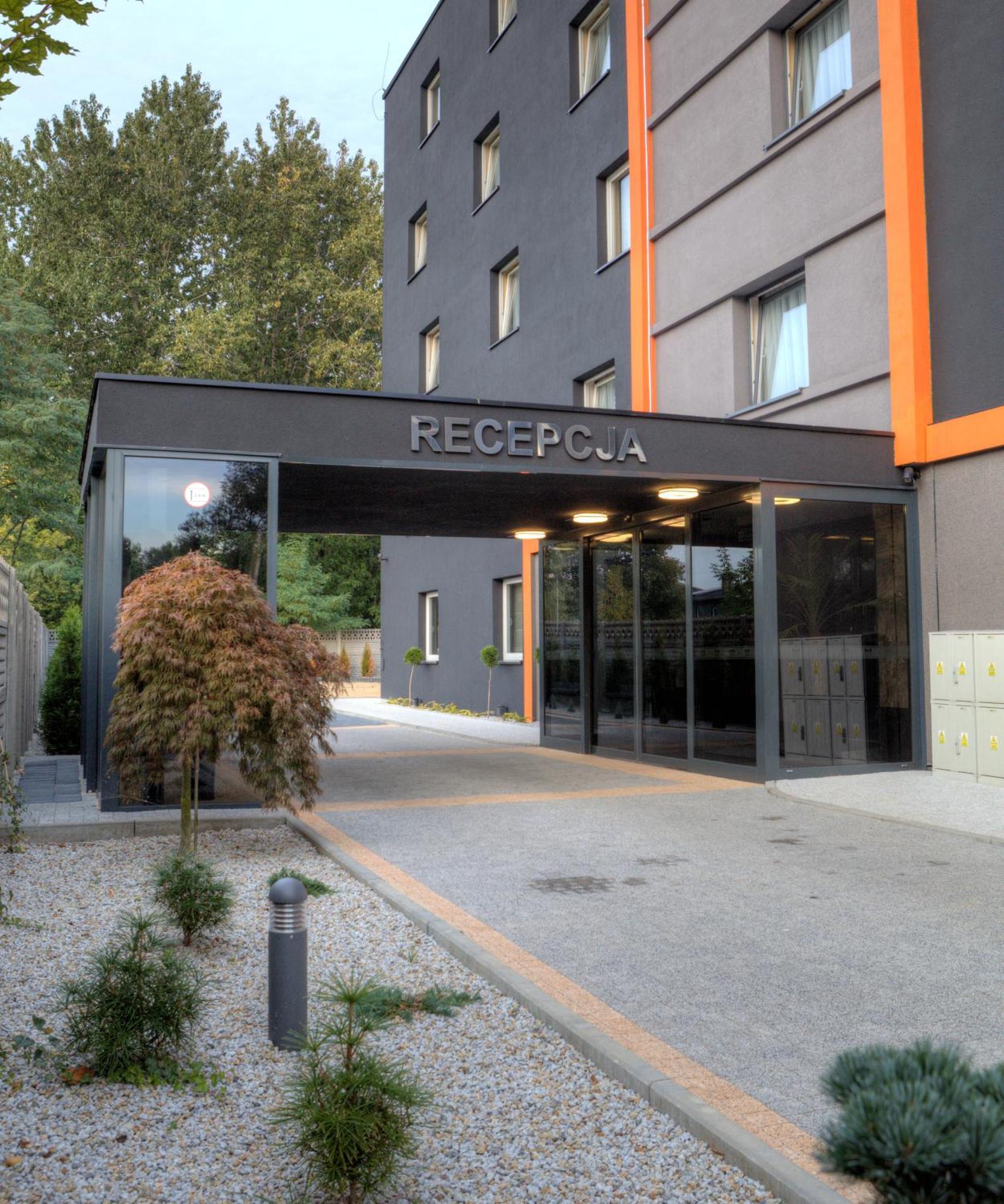 M Hotel 소스노비크 외부 사진