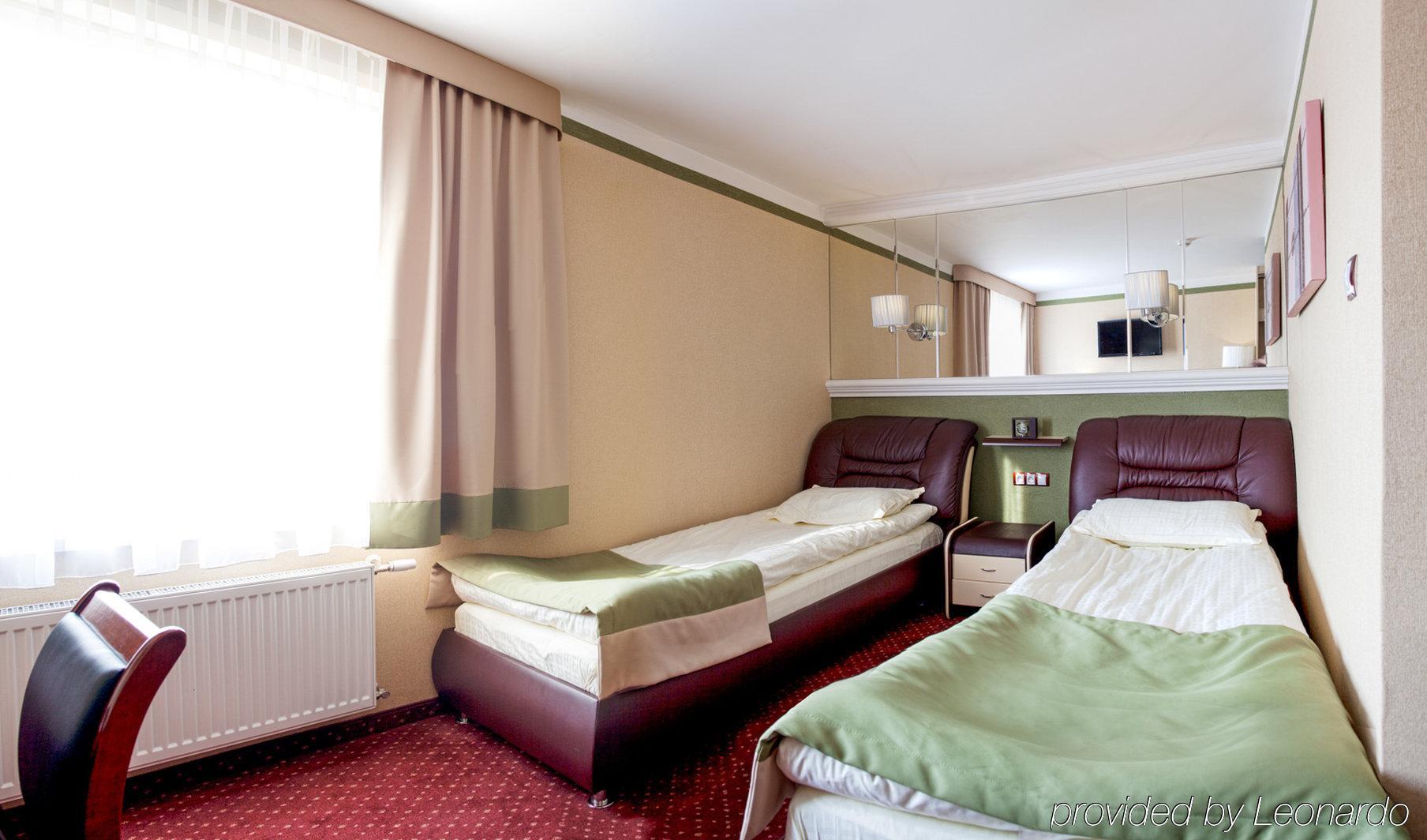M Hotel 소스노비크 외부 사진